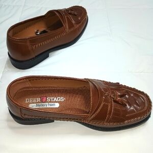 Deer Stags Size 9.5 Brand New Men's Brown Shoes Formal Memory Foam